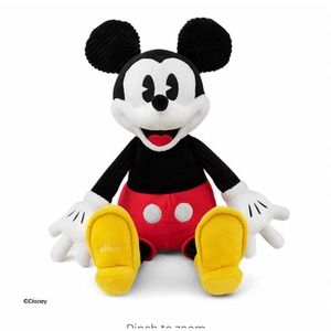 Scentsy Mickey Mouse Buddy & Mickey Mouse & riends Scent Pak